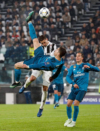 Cristiano Ronaldo, ronaldo bicycle kick vs juventus HD phone wallpaper
