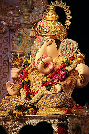 150 Dagdusheth Ganpati, shreemant dagdusheth halwai ganpati mandir HD phone wallpaper