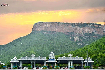 Tirumala , Tirupati., tirupati city HD wallpaper