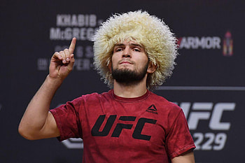 Video: Khabib Nurmagomedov and Dustin Poirier come face, khabib nurmagomedov vs dustin poirier HD wallpaper