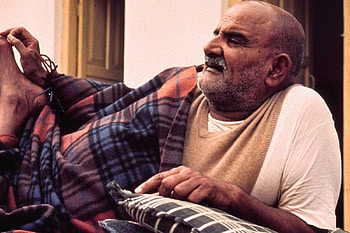 Neem Karoli Baba HD wallpaper