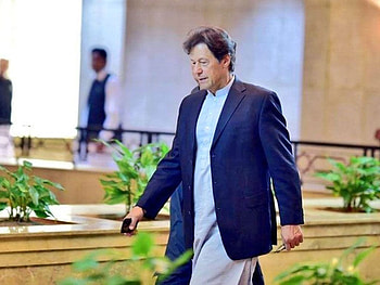 World sees Imran Khan as credible PM, attracted to invest in Pakistan: Ali Zaidi, pm imran khan HD wallpaper