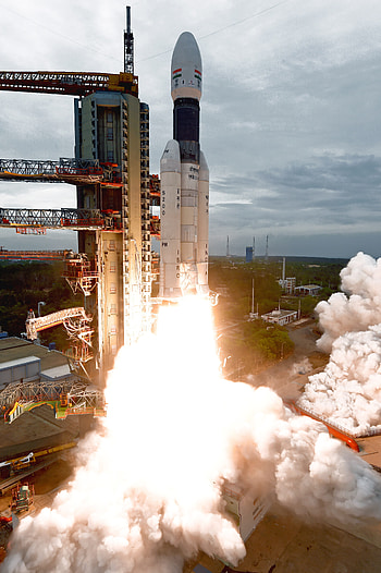 File:GSLV Mk III M1, Chandrayaan HD phone wallpaper