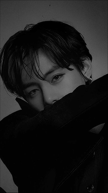 Bts V posted by Ryan Peltier, bts v black HD phone wallpaper