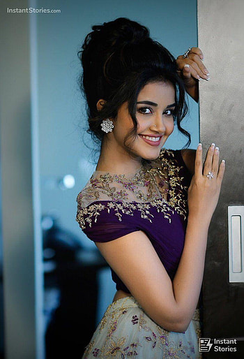 Anupama Parameswaran Latest Hot / HD phone wallpaper