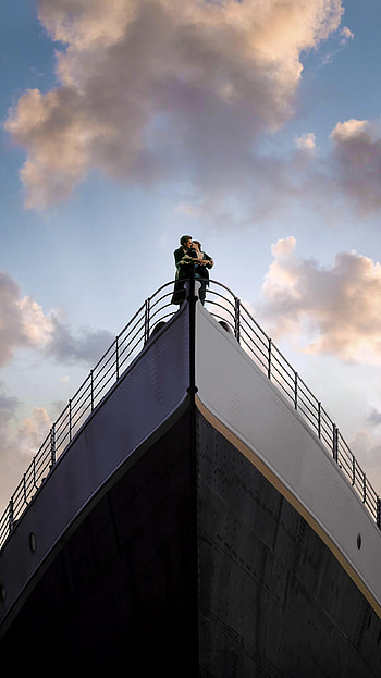 Titanic on Dog, titanic movie HD phone wallpaper