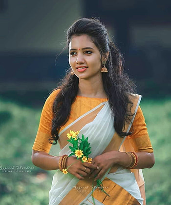 of Indian Girls in Saree ...in.pinterest, girl saree HD phone wallpaper