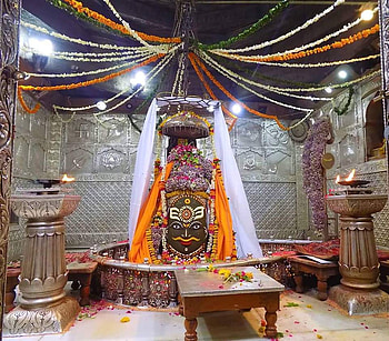 Mahakaleshwar Jyotirlinga Temple Ujjain, Timings, History, Darshan HD wallpaper