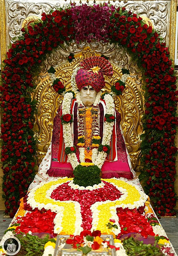 Deepti Rane on Shankar Maharaj HD phone wallpaper