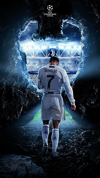 4 Cristiano Ronaldo With UCL Trophy, ronaldo champions league HD phone wallpaper