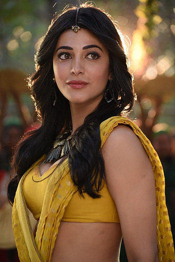 Shruthi Hassan New in Puli,Shruthi Hassan , Puli, shruti hassan mobile puli movie HD phone wallpaper