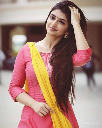 Sreeleela, sree leela 2022 HD phone wallpaper
