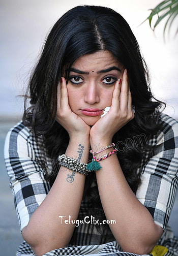 Rashmika Mandanna in From Devadas Movie HQ Pics Stills, rashmika mandanna HD phone wallpaper