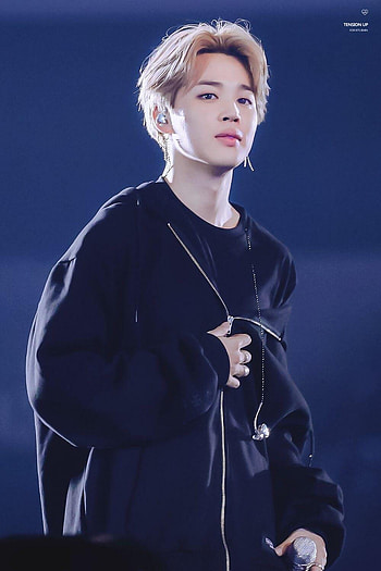 lara sevilla on jimin, park jimin bts HD phone wallpaper