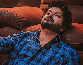 Master – Quit Pannuda Lyric Song, master vijay sad HD wallpaper