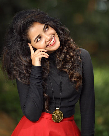 Anupama Parameswaran HD phone wallpaper