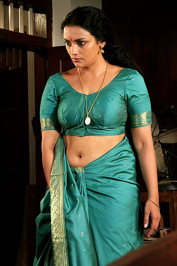 Malayalam Actress Swetha Menon Hot Pics HD phone wallpaper